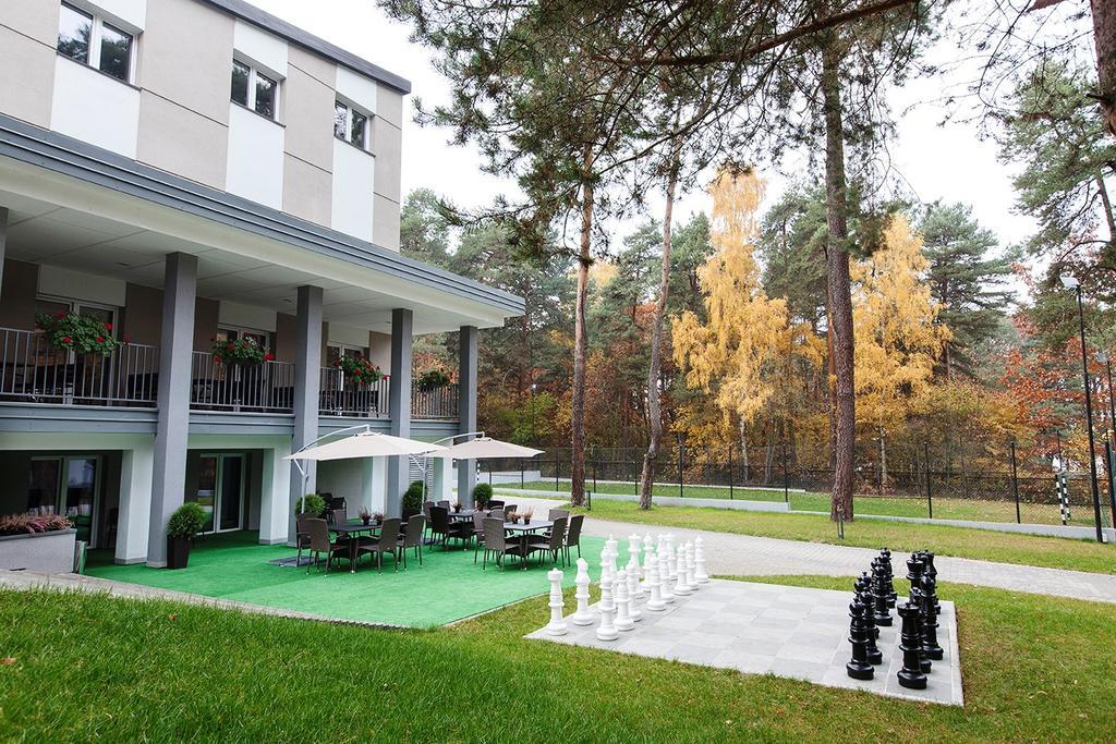 Inwest Osrodek Szkoleniowo-Wypoczynkowy Hotel Smardzewice Exterior foto